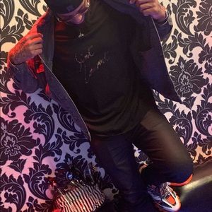 Meet your Posher, Toy